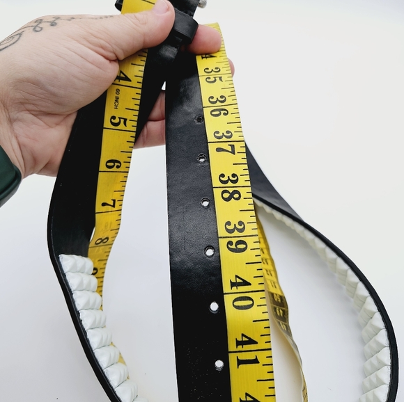 Glow-in-the-dark rockstud pyramid stud punk rock goth emo grunge belt M/L - Picture 6 of 7